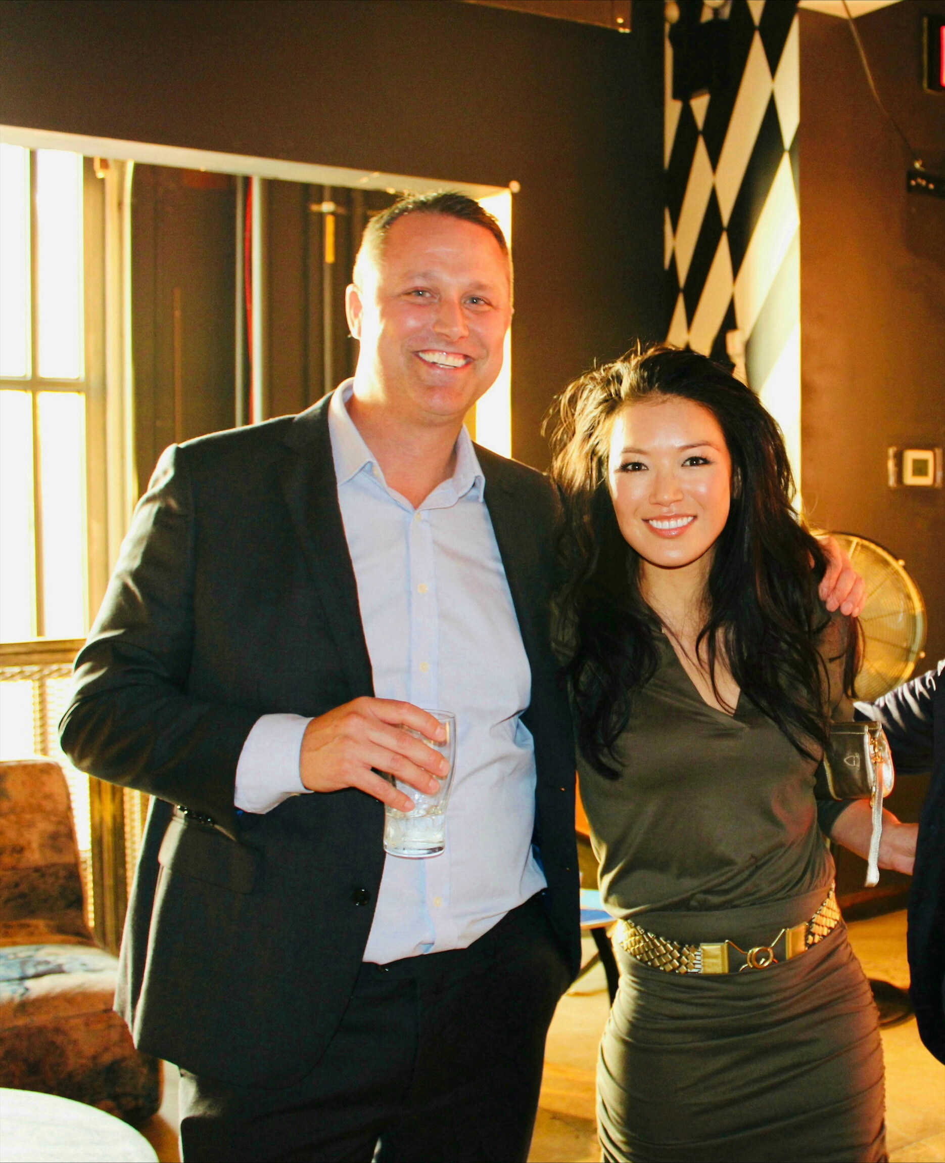 Unable to view the image, Please provide a valid URL.