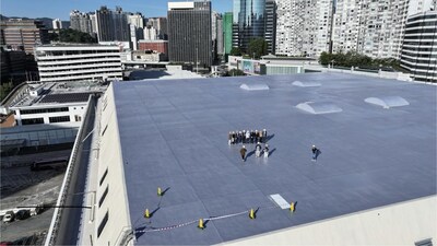 9,700 square meters of the Hong Kong Coliseum's rooftop and side walls have been coated with i2Cool's electricity-free cooling paint (PRNewsfoto/i2Cool Limited)