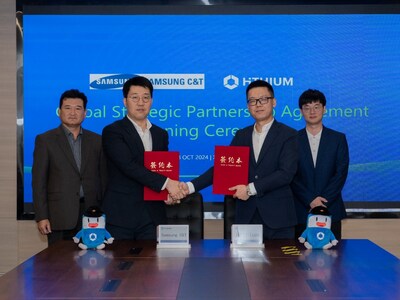 Signing Ceremony of Samsung C&T corporation and Hithium (PRNewsfoto/HiTHIUM Energy Storage)