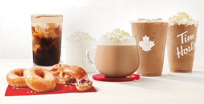 Nouvelle année, nouveau Tim : Tim Hortons lance une gamme de boissons chocolat blanc et pistache, et annonce le retour du populaire beignet aux bleuets et du beigne gâteau au citron (Groupe CNW/Tim Hortons)