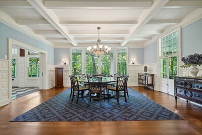 Dining Room (PRNewsfoto/PLACE)