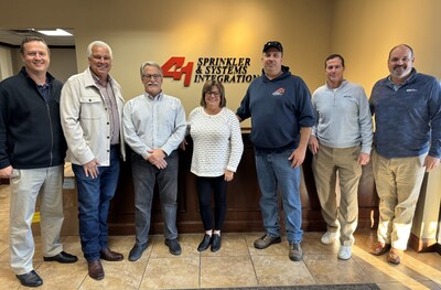 Pye-Barker is proud to bring aboard the A1 team. From left to right: Pye-Barker's Wayne Lisle and Jay Strickland; A1 President Bill Hausmann, Martha Hausmann, and General Manager Shawn Kelly; and Pye-Barker EVP Rod DiBona and VP Justin Merrick.