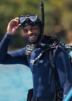 Diving in Thailand- Photo Credit- Barrington Scott (Bj.thetraveller)