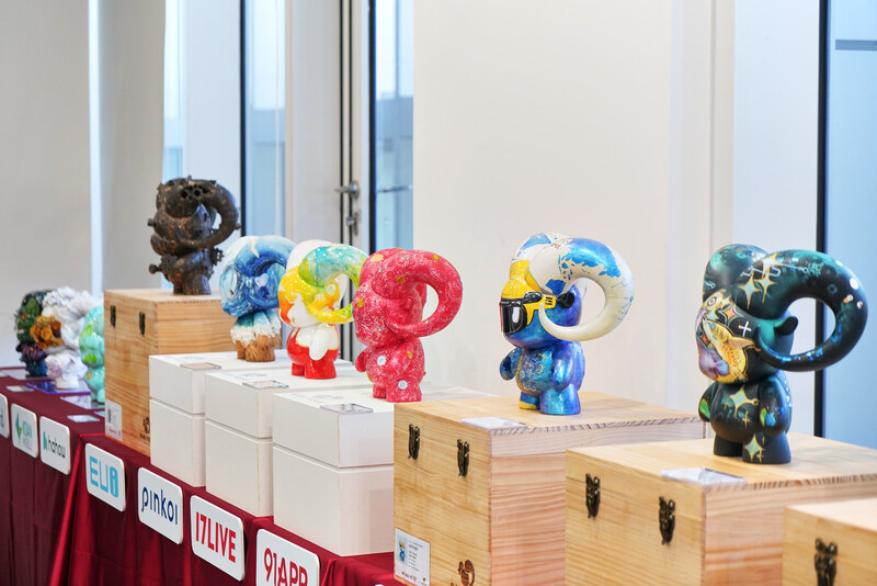 Unable to view the image, Please provide a valid URL.