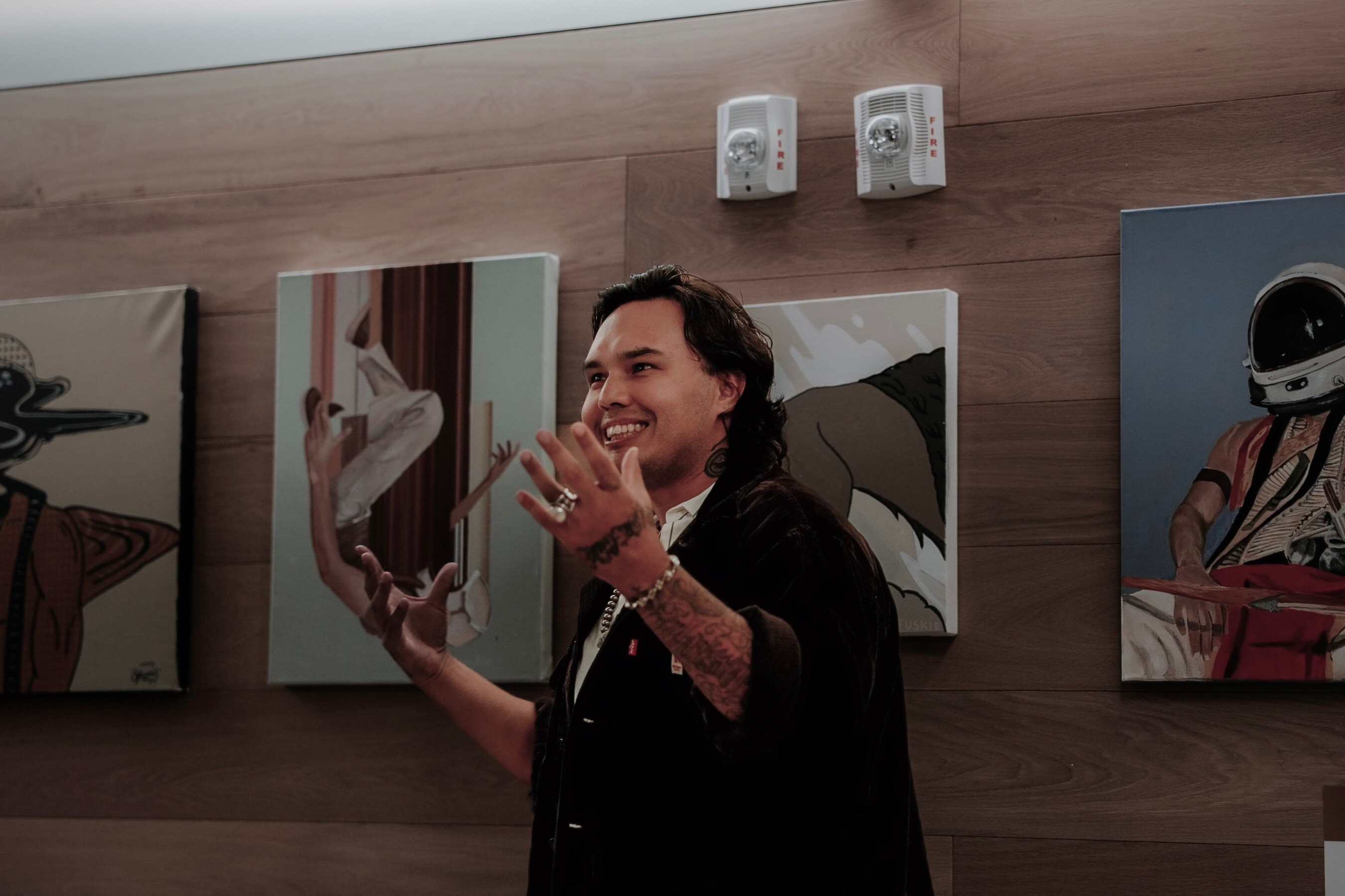 Unable to view the image, Please provide a valid URL.