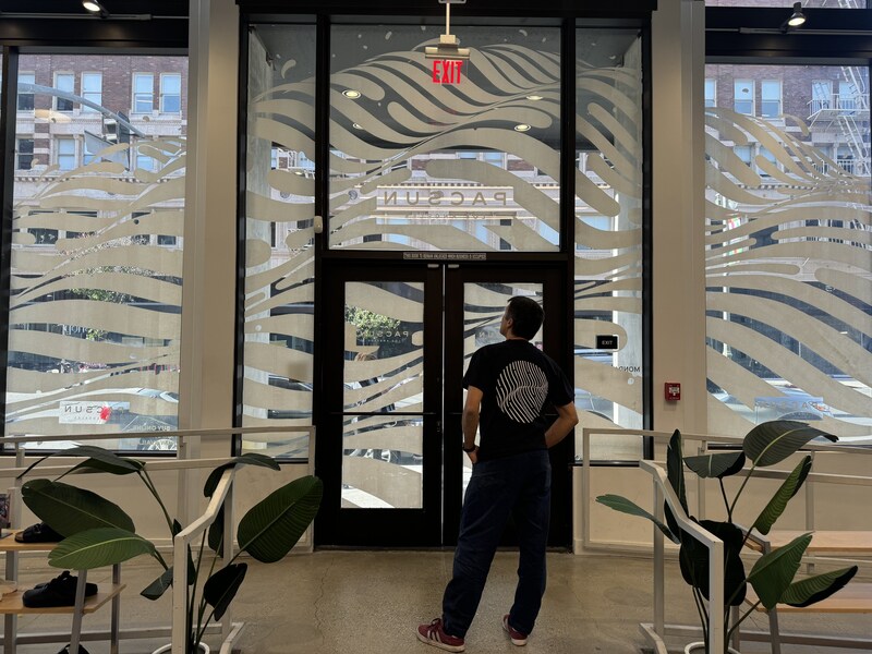 Unable to view the image, Please provide a valid URL.