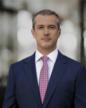 Coldwell Banker Warburg's DUMBO Office Welcomes Broker Jacob Wood