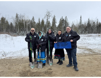 Community members gather to break ground on new water treatment plant in Zhiibaahaasing First Nation on January 24, 2025. Left to right: Councillor Kevin Mossip, Chief Irene Kells, Councillor Richard Mitchell, Band Manager BobbiSue Kells-Riberdy, Water Plant Manager Jonathan Riberdy. (CNW Group/Indigenous Services Canada) Community members gather to break ground on new water treatment plant in Zhiibaahaasing First Nation on January 24, 2025. Left to right: Councillor Kevin Mossip, Chief Irene Kells, Councillor Richard Mitchell, Band Manager BobbiSue Kells-Riberdy, Water Plant Manager Jonathan Riberdy. (CNW Group/Indigenous Services Canada)