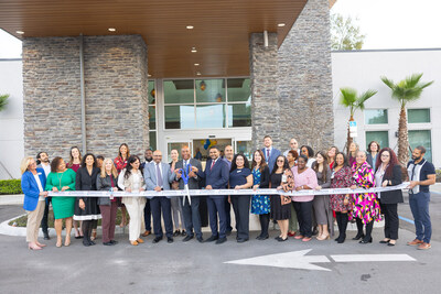Florida Cancer Specialists & Research Institute physicians and clinical team members cut the ribbon to their new, state-of-the-art cancer center in Altamonte Springs, Fla.