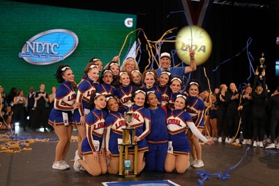 Medium Varsity Division I - Game Day: Los Alamitos High School