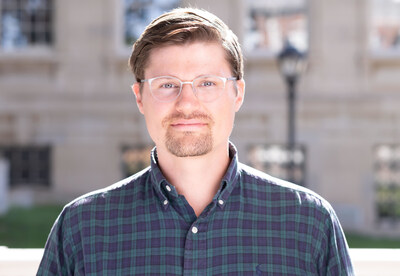 Under the leadership of Dr. Robert Elliott, Lafayette College, based in Easton, Pennsylvania, will use Sollum Technologies' dynamic LED lighting solution to tailor optimal growing conditions for each crop. This groundbreaking research initiative aims at measuring the effects of advanced LED lighting on the growth and quality of various crops thanks to Sollum's unparalleled flexibility and precision which make it the ideal choice for this research. (CNW Group/Sollum Technologies)