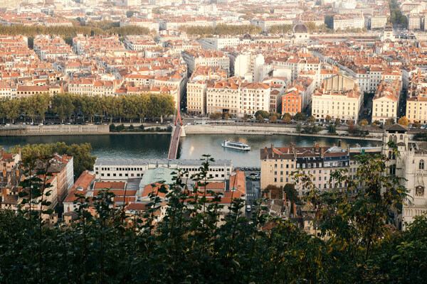 Adventures by Disney, a leader in global family travel, offers families a unique chance to explore southern France on the new Rhone River Cruise: Lyon & Provence itinerary. Each sailing includes activities for the whole family, accompanied by Disney’s signature storytelling and the convenience of hassle-free travel provided by a team of Disney-trained Adventure Guides. (Chloe Rice, Photographer) © Disney