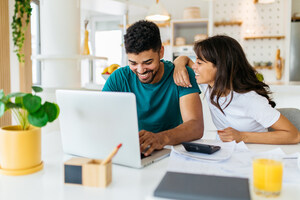 Love & Money: 5 Essential Tips for Couples this Valentine's Day