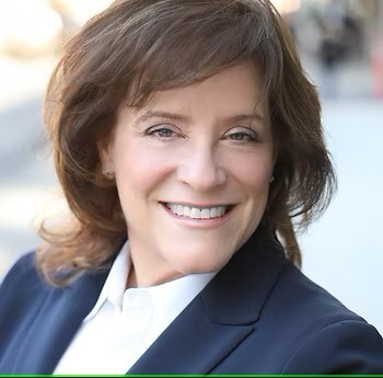 Denise Malecki, Cohort 17