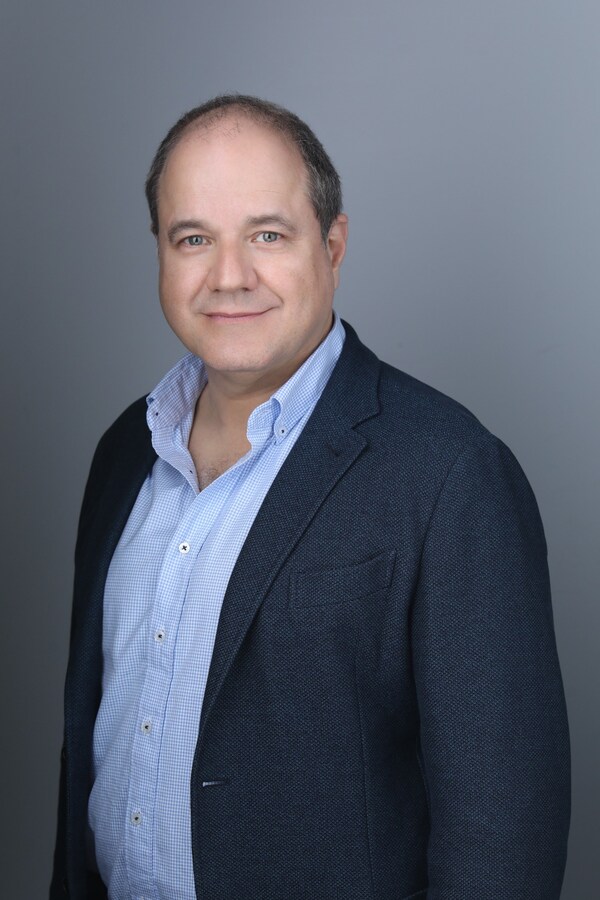 Hernando Ruiz-Jimenez, Chief Marketing & Communications Officer