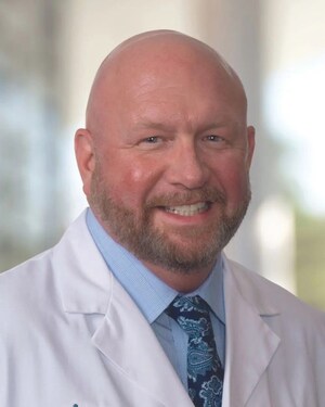 The Inner Circle acknowledges, Henry T. Leis, MD, FAAOS as a Pinnacle Lifetime Member