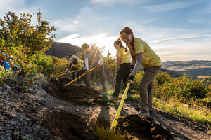 LAS TORRES PATAGONIA EXPANDS "10 VOLUNTEERS FOR 10 DAYS" FOR 2025