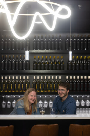 INTRODUCING SIMPLE THEORY WINE CO: MILLENNIAL AND GEN Z COUSINS MAKING EUROPEAN VARIETAL WINES LAUNCH NEW WINERY AND TASTING LOUNGE IN MARYLAND WINE COUNTRY