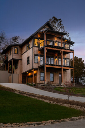 Red Tree Builders-Alair Asheville's "Green Haven" Wins Green Builder Media's 2025 Green Home of the Year Award for General Excellence