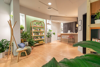The Palais des congrès de Montréal partners with MT Lab to welcome an innovative business in residence in its shopping mall: ESPACE RECHARGE, specialized in wellness experiences for corporate clientele. (CNW Group/Palais des congrès de Montréal)