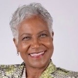The Inner Circle acknowledges, Rhonda Lambert Treadwell as a 2025 Pinnacle Professional Member