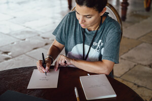 Immersive 'Notes to Humanity' Experience Explores What it Means to Be Human in the Digital Age