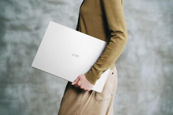 LG Electronics USA (LG) today announced pricing and pre-order availability of its 2025 AI-enabled LG gram lineup, the company’s first on-device AI-laptops powered by Intel®1 Core™ Ultra Series 2 CPUs.
