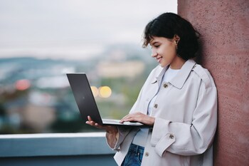 The 2025 LG gram laptops present a smarter, more secure and highly-personalized user experience through LG’s innovative gram AI that includes gram Chat.