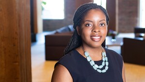 Goulston &amp; Storrs Director Carla Reeves Named a 2025 Go To Employment Lawyer by Mass Lawyers Weekly