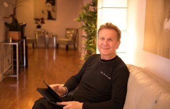 Unable to view the image, Please provide a valid URL.