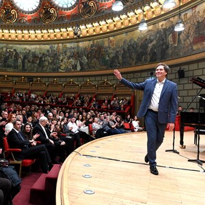 World-Renowned Composer Steve Barakatt to Perform at Astana Opera for International Women's Day