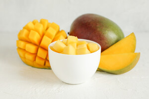 New Study: Eating Mangos Daily Shown to Improve Insulin Sensitivity and Blood Glucose Control