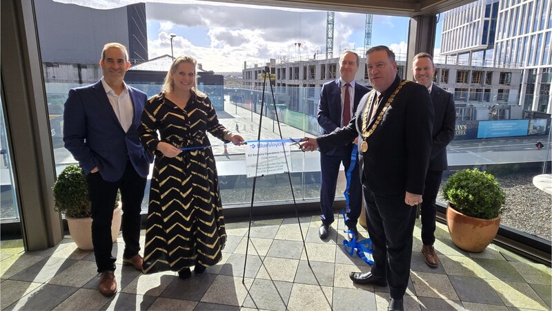 Unable to view the image, Please provide a valid URL.