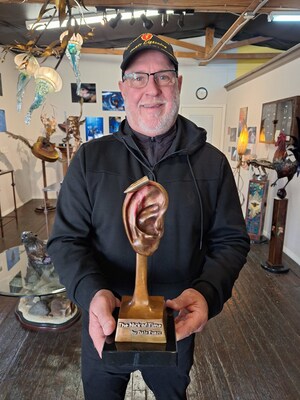 Dale Evers Unveils "The Nick of Time" Depicting Trump Assassination Attempt