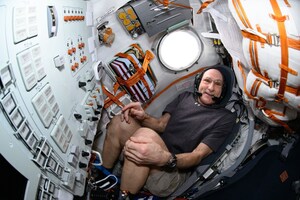 NASA Astronaut to Answer Questions from Students in Oregon