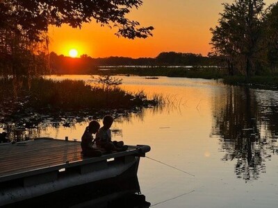 #1 Top Hidden Gem: The Cove Pub Campground