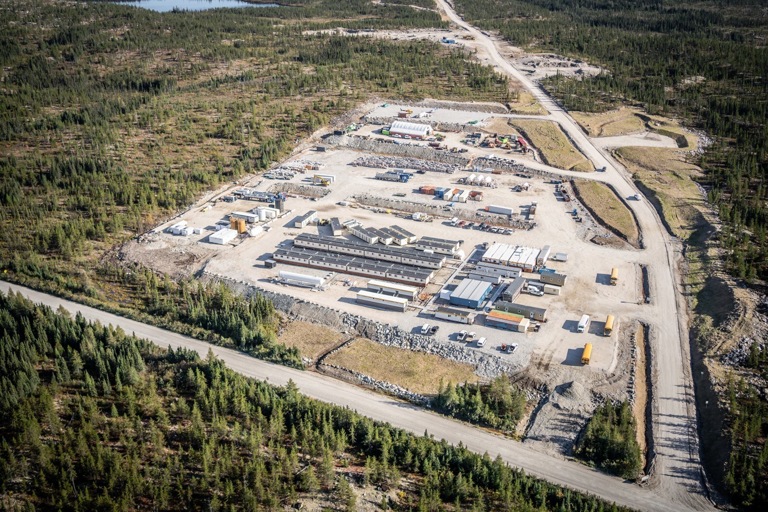 Figure 1: Shaakichiuwaanaan Exploration Camp (CNW Group/Patriot Battery Metals Inc.) Figure 1: Shaakichiuwaanaan Exploration Camp (CNW Group/Patriot Battery Metals Inc.)