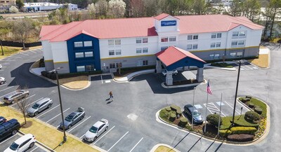 Unable to view the image, Please provide a valid URL.