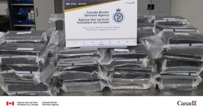 Un résident de Calgary est arrêté avec 108 kg de cocaïne au point d'entrée de Coutts