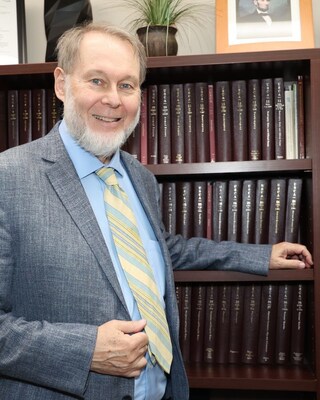 The Inner Circle acknowledges, Douglas B. Price, as a Pinnacle Professional Member Inner Circle of Excellence