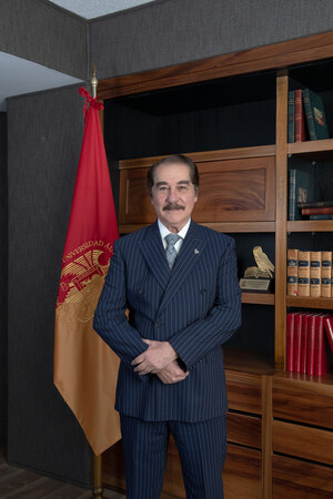 Lic. Antonio Leaño Reyes, 20 años en la Rectoría de la UAG