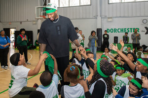 Sun Life and Boston Celtics celebrate 11th year of Fit to Win health program for kids