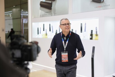 Unable to view the image, Please provide a valid URL.