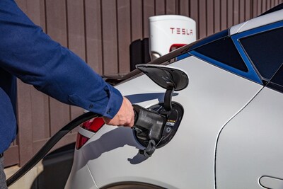 GENESIS OFFERS COMPLIMENTARY NACS ADAPTERS AND ACCESS TO TESLA SUPERCHARGER NETWORK TO ENHANCE CHARGING CONVENIENCE FOR U.S. EV OWNERS