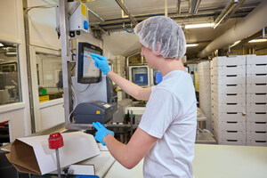 It's all about the milk! Full power for milk production - noax industrial panel PCs keep the processes at Milchwerk Jäger running!