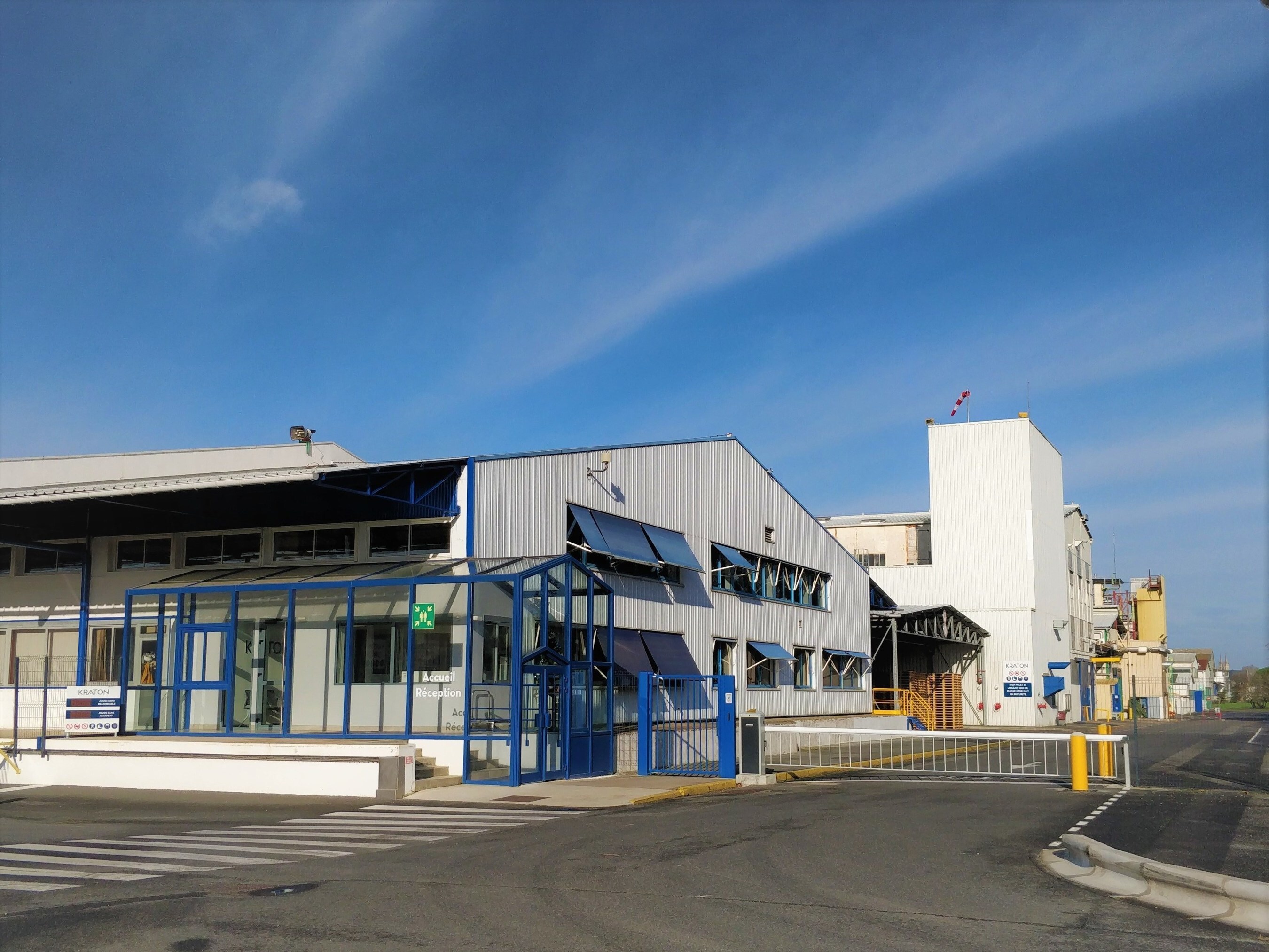 Unable to view the image, Please provide a valid URL.