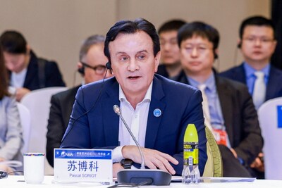 Unable to view the image, Please provide a valid URL.