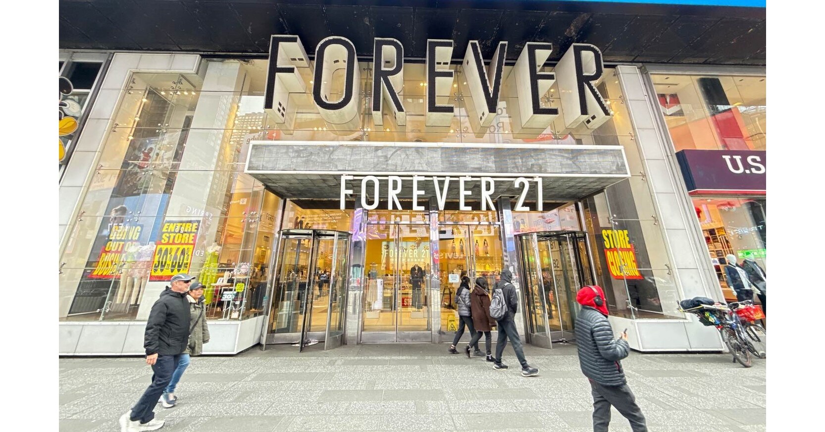 FOREVER 21 GOING-OUT-OF-BUSINESS SALES HAPPENING NOW AT ALL STORES AND