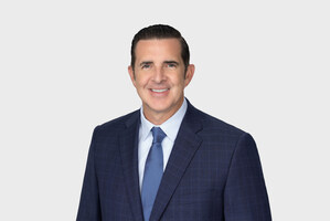 The American Academy of Audiology Presents the Marion Downs Award for Excellence in Pediatric Audiology to Oberkotter Foundation's Senior Vice President of Innovation, Jace Wolfe, Ph.D., CCC-A