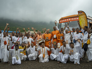 ISKCON's Travelling Sankirtan Party: Spreading Spiritual Knowledge Across India